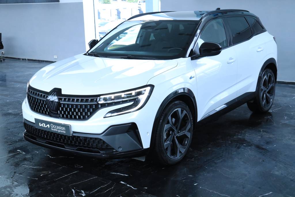 Véhicule occasion RENAULT  AUSTRAL  AUSTRAL I - Ph1 - 1.2 TCe  E-tech full hybrid esprit alpine BVA 200ch