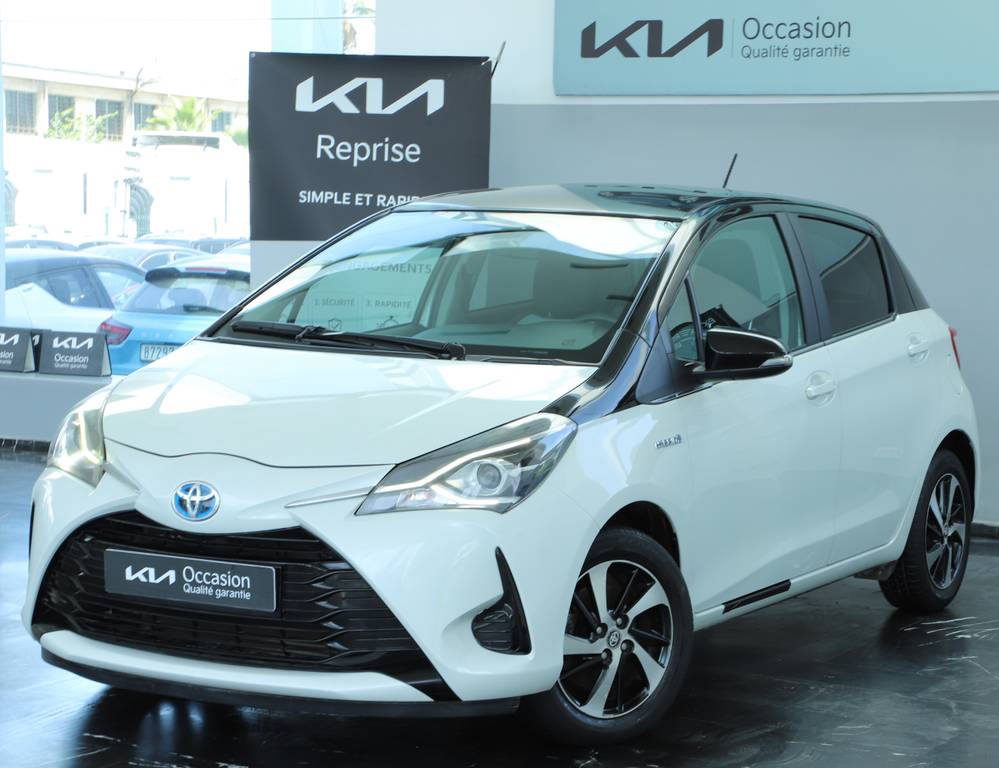 Véhicule occasion TOYOTA  Yaris  Yaris III - Ph3 - 1.5 Hybride Lounge+ CVT 100ch
