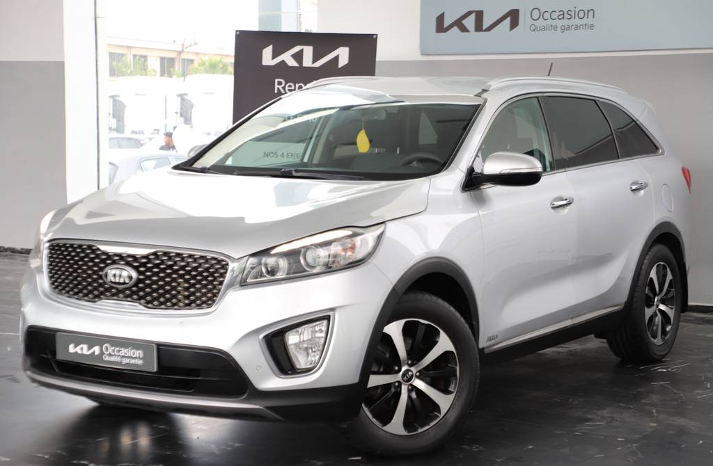 Véhicule occasion KIA  Sorento  Sorento III - Ph1 - 2.2 CRDi Active 4x4 7 pl BVA 200ch