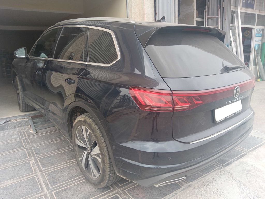 VOLKSWAGEN Touareg 2025