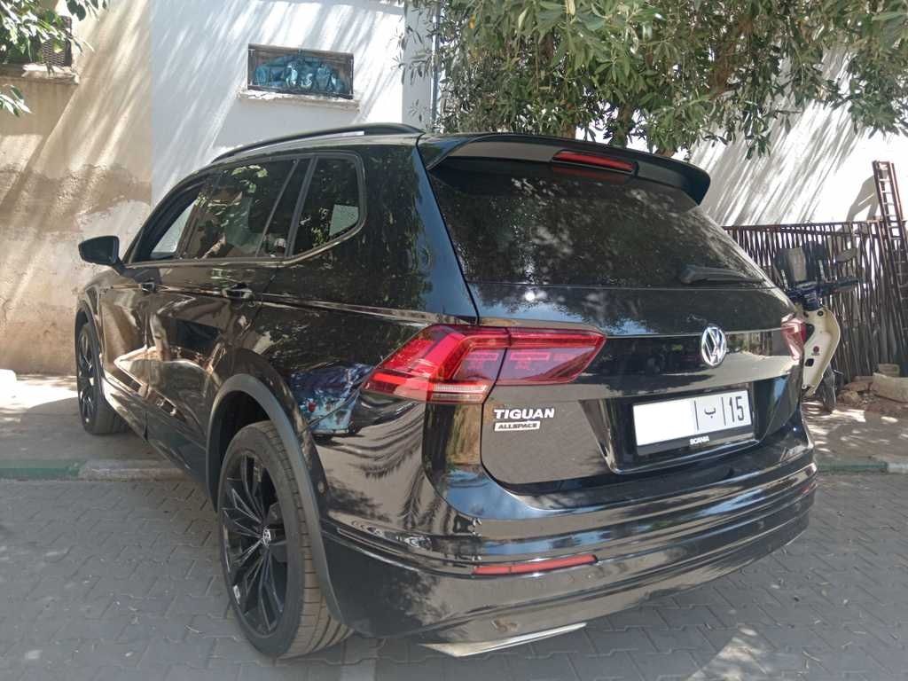VOLKSWAGEN Tiguan 2021