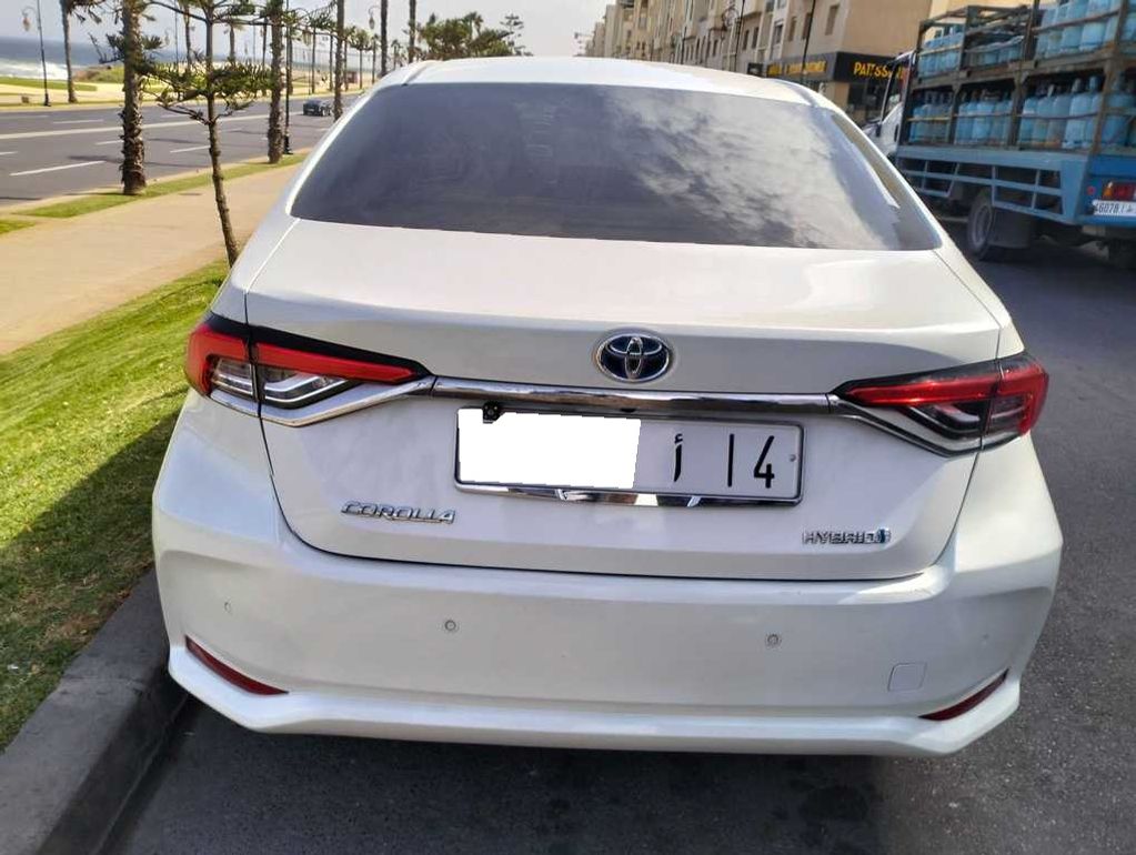 TOYOTA Corolla Prestige 2021