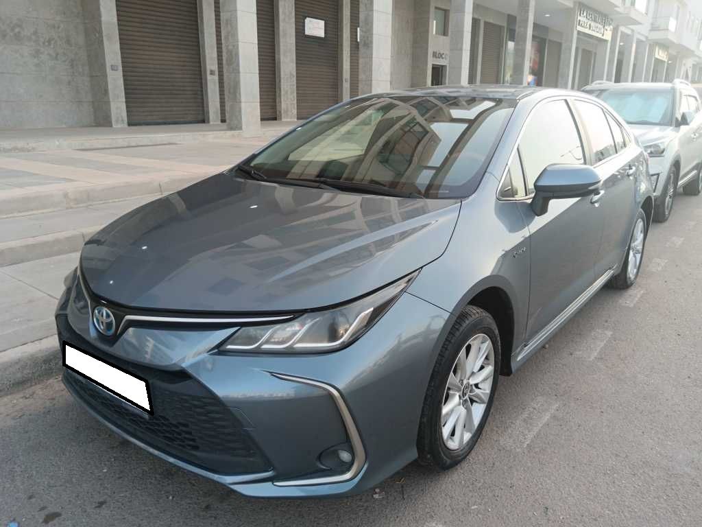TOYOTA Corolla Prestige
