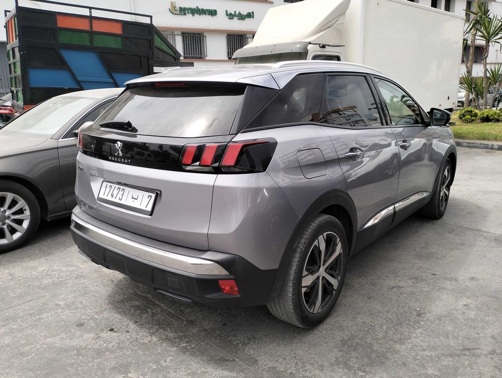PEUGEOT 3008 2019