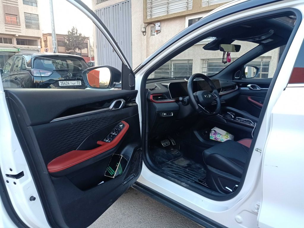 GEELY COOLRAY 2024
