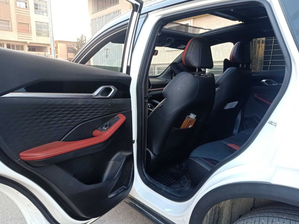 GEELY COOLRAY 2024