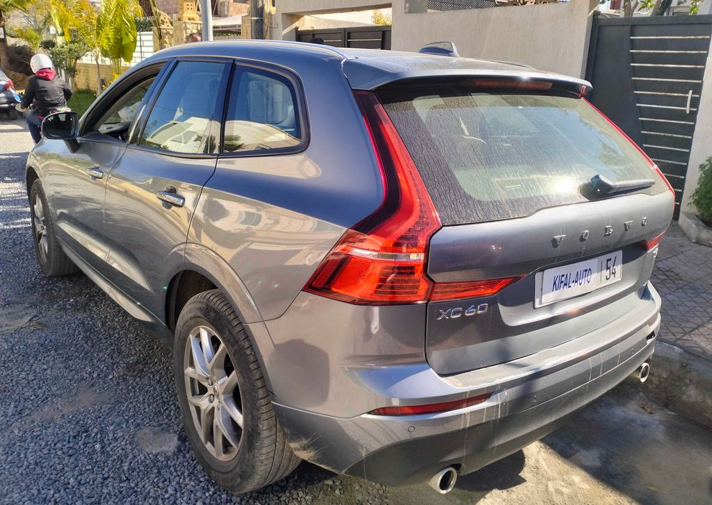 VOLVO XC60 2020