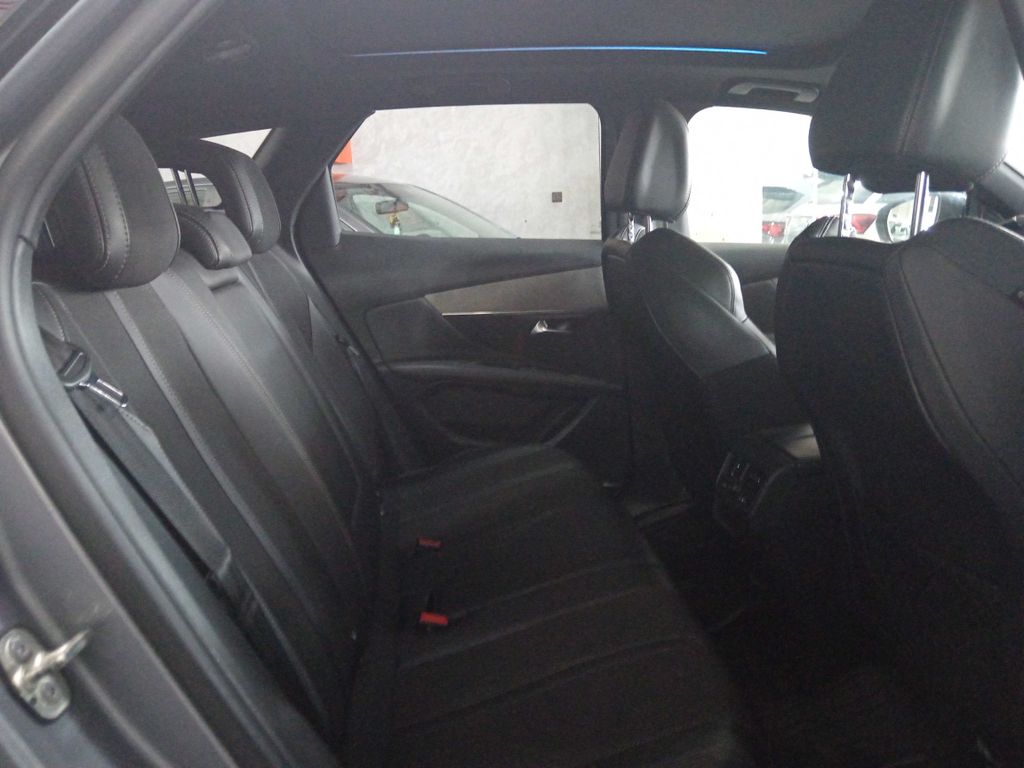 PEUGEOT 3008 2022