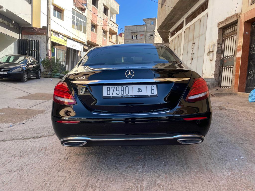 MERCEDES-BENZ Classe E 2016