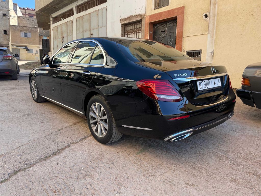 MERCEDES-BENZ Classe E 2016