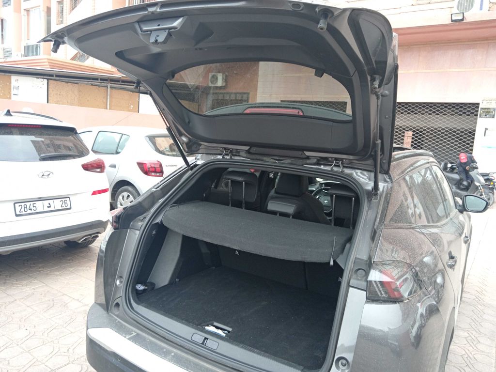 PEUGEOT 2008 2023