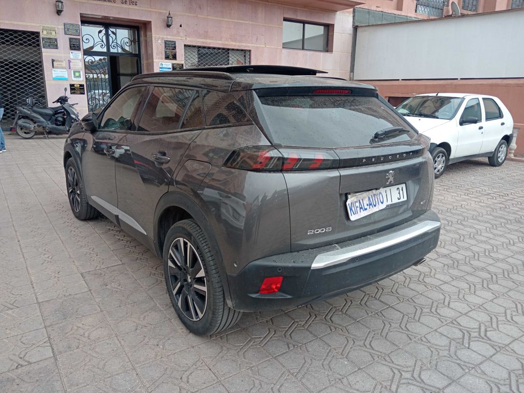 PEUGEOT 2008 2023