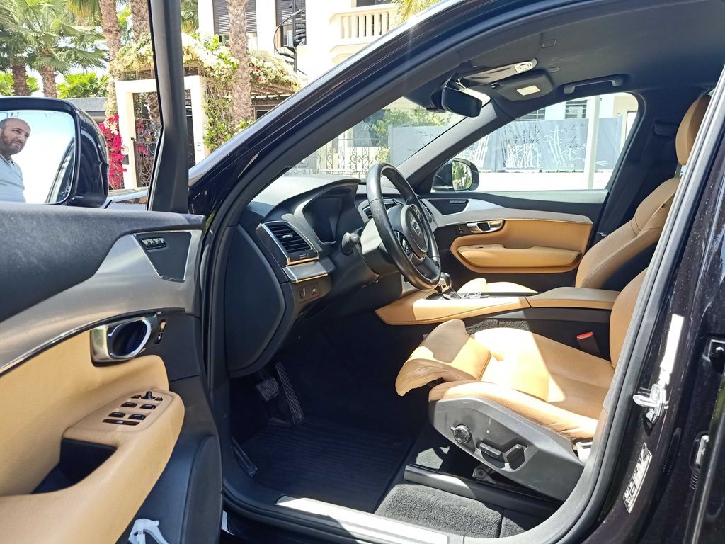 VOLVO XC90 2018
