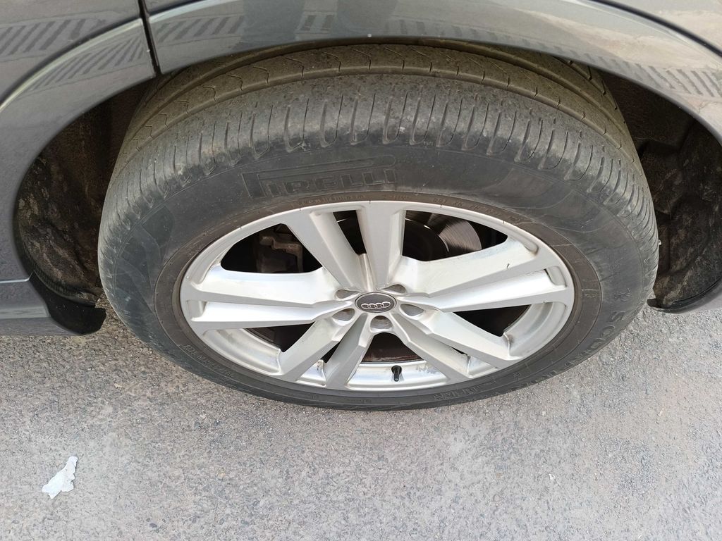 AUDI Q7 2018