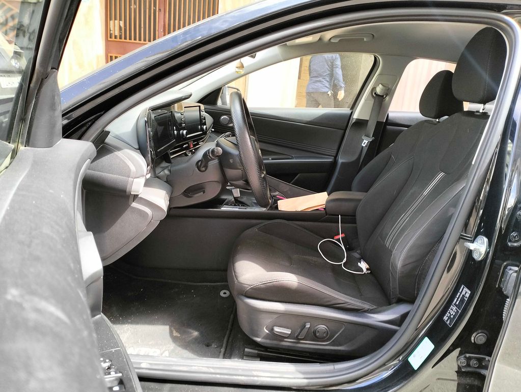 HYUNDAI Elantra 2022