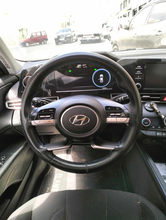HYUNDAI Elantra 2022
