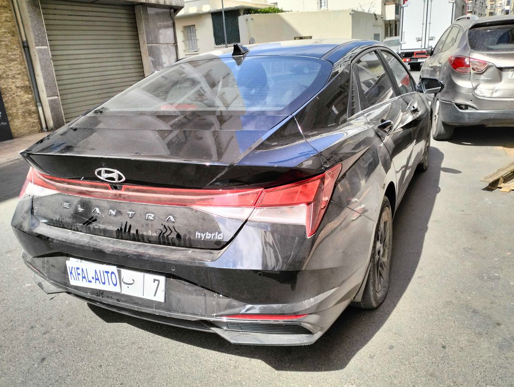 HYUNDAI Elantra 2022