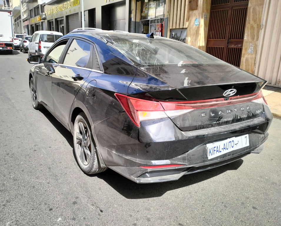 HYUNDAI Elantra 2022