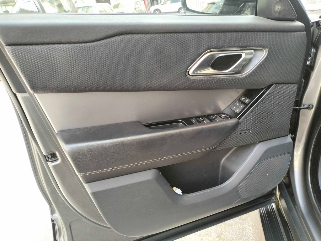 LAND-ROVER Range Rover Velar 2018