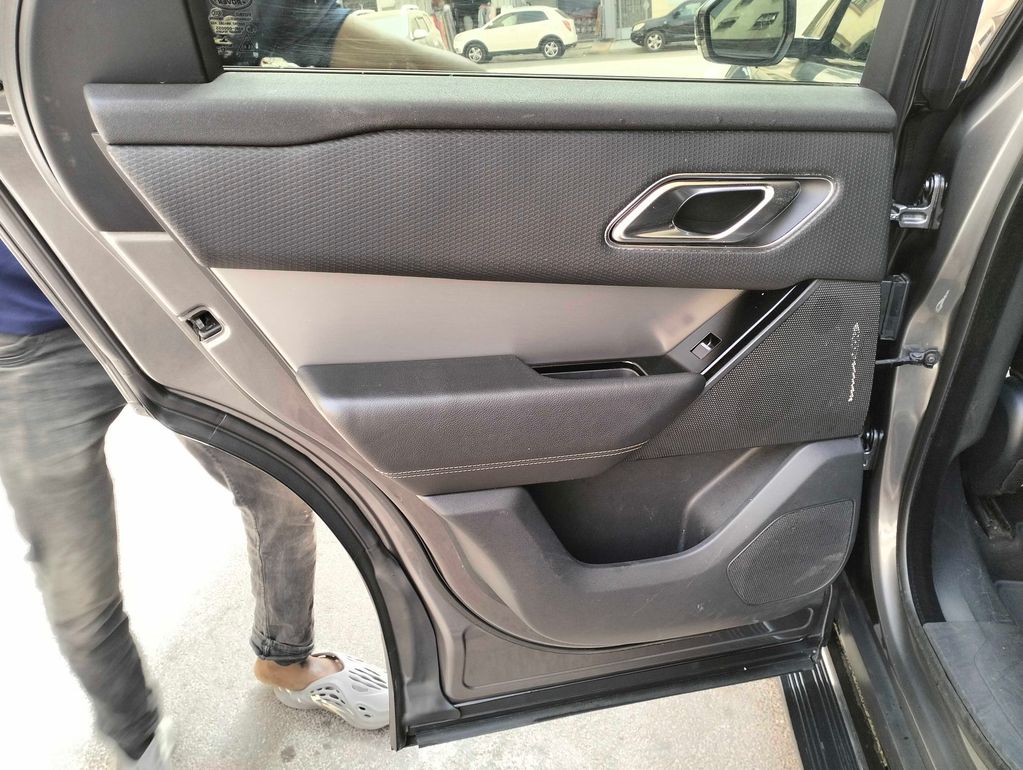 LAND-ROVER Range Rover Velar 2018