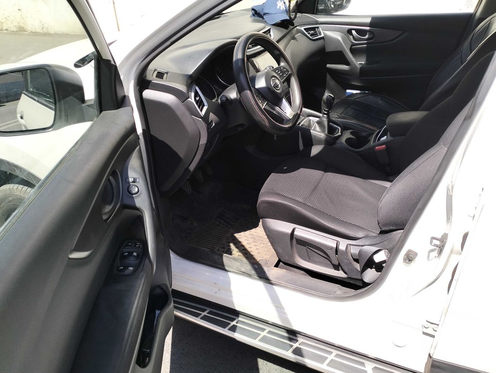 NISSAN Qashqai 2018