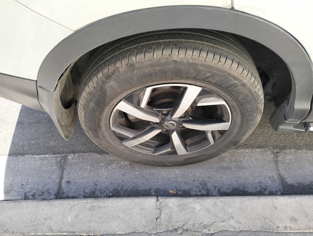 NISSAN Qashqai 2018