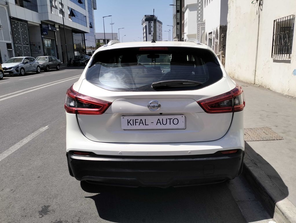 NISSAN Qashqai 2018
