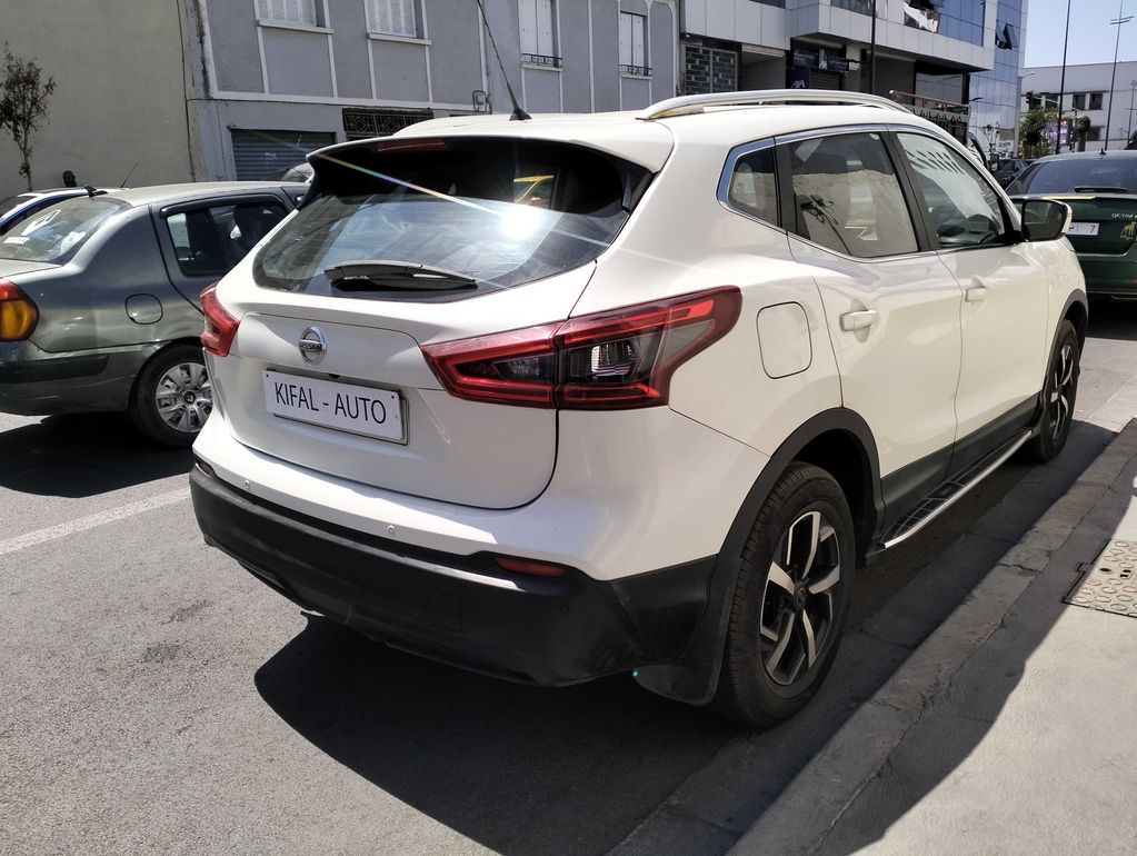 NISSAN Qashqai 2018