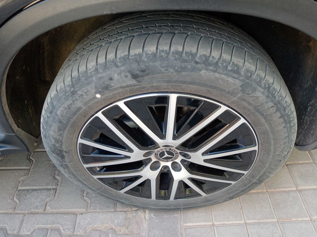 MERCEDES-BENZ GLC 2022