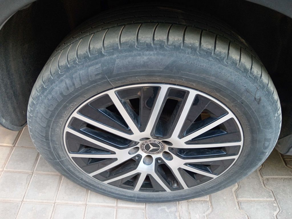 MERCEDES-BENZ GLC 2022