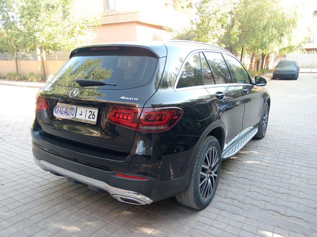 MERCEDES-BENZ GLC 2022
