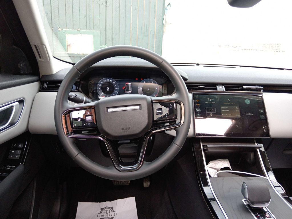 LAND-ROVER Range Rover Velar 2024