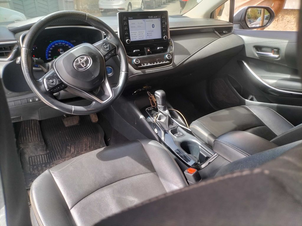 TOYOTA Corolla Prestige 2022