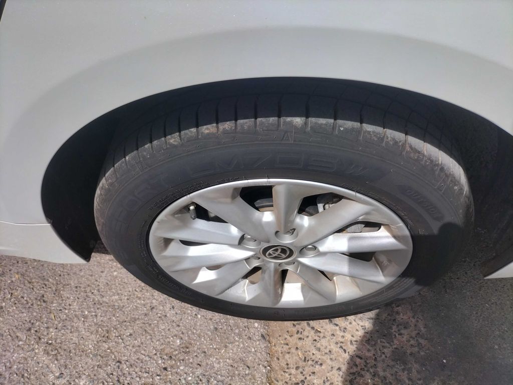 TOYOTA Corolla Prestige 2022