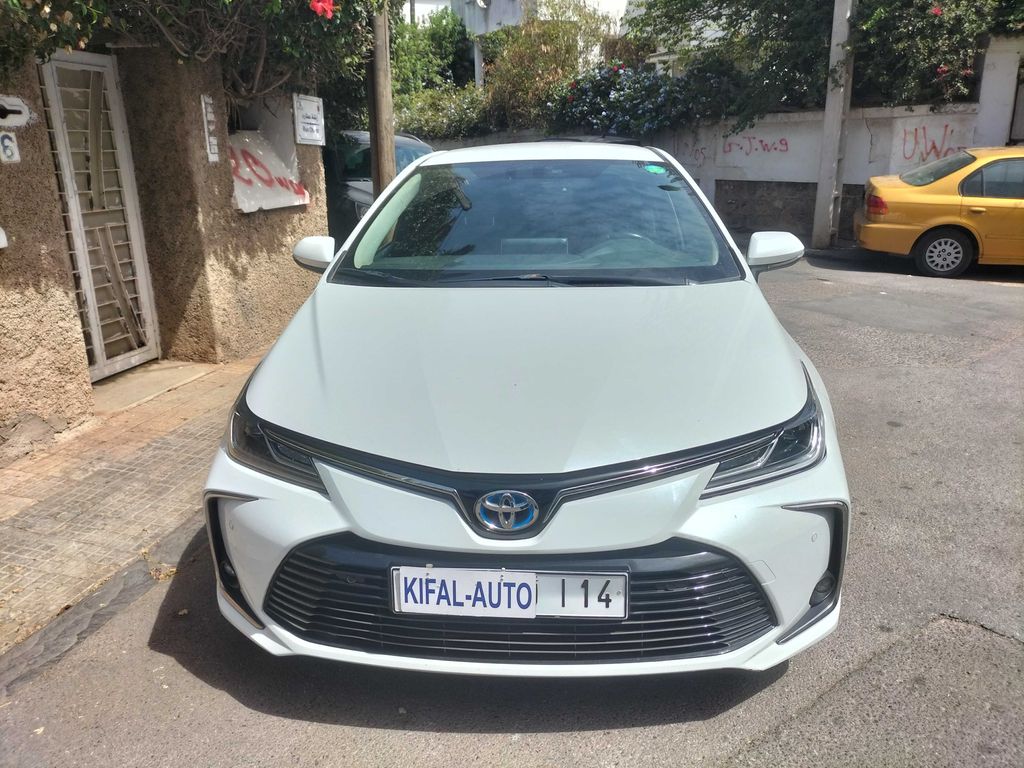 TOYOTA Corolla Prestige 2022
