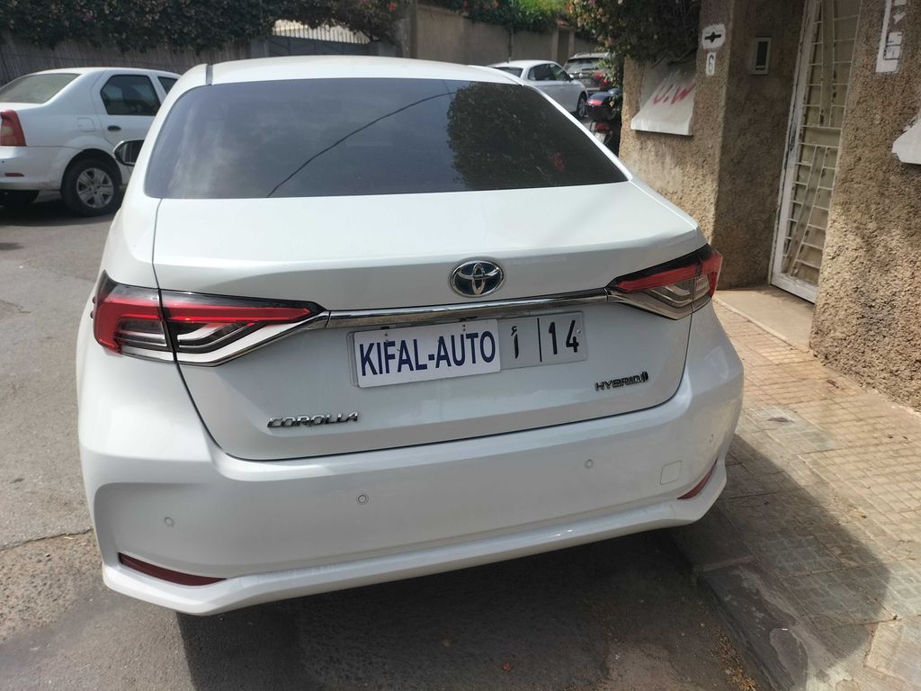 TOYOTA Corolla Prestige 2022