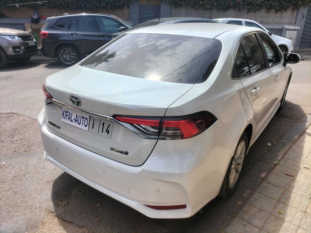 TOYOTA Corolla Prestige 2022