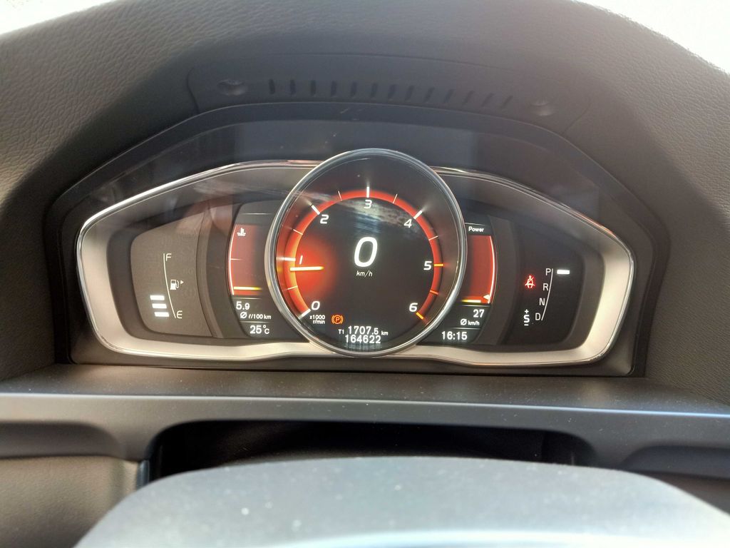 VOLVO S60 2019