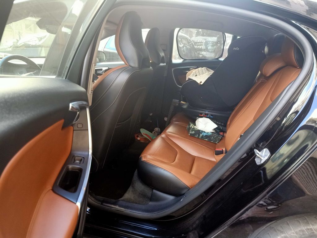 VOLVO S60 2019