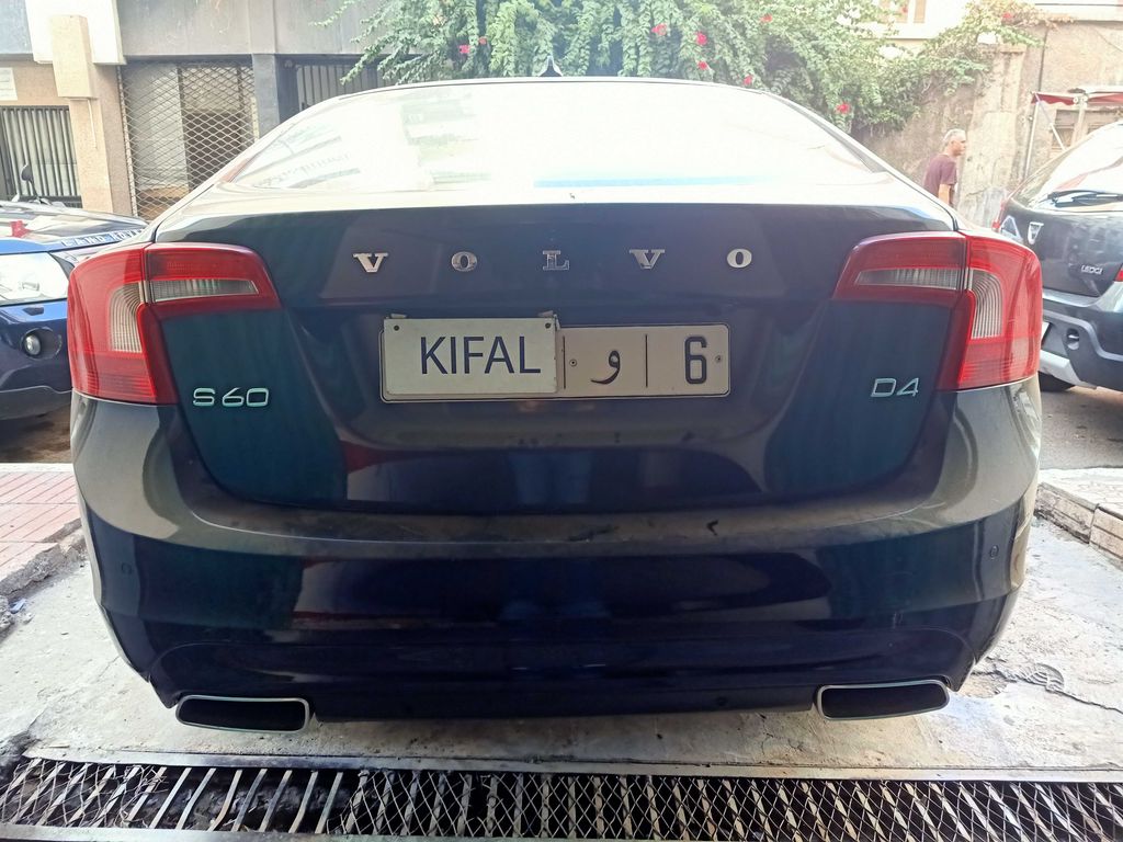VOLVO S60 2019