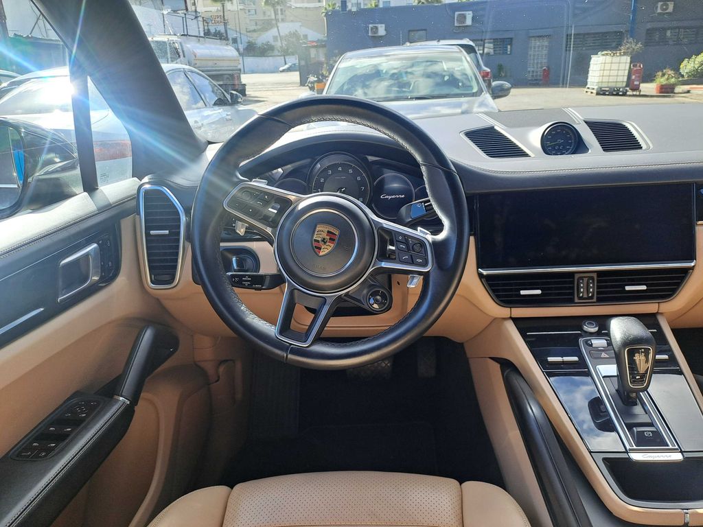 PORSCHE Cayenne 2020