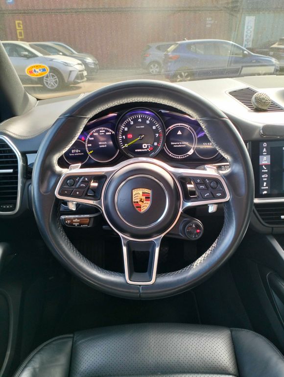 PORSCHE Cayenne 2021