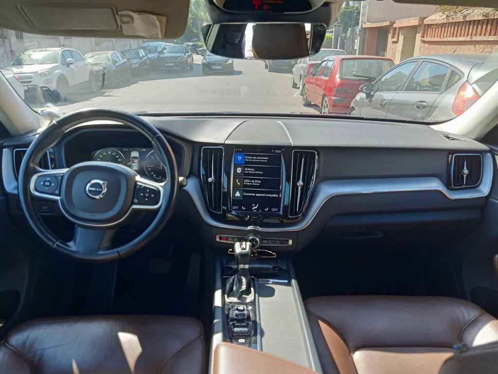 VOLVO XC60 2019