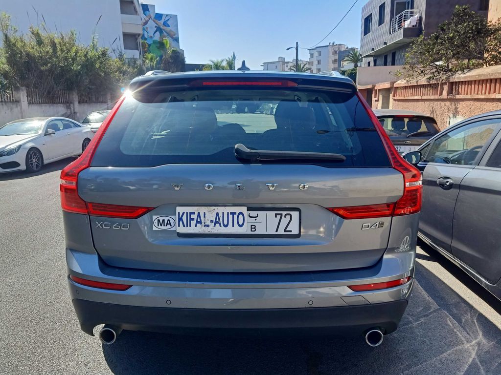 VOLVO XC60 2019