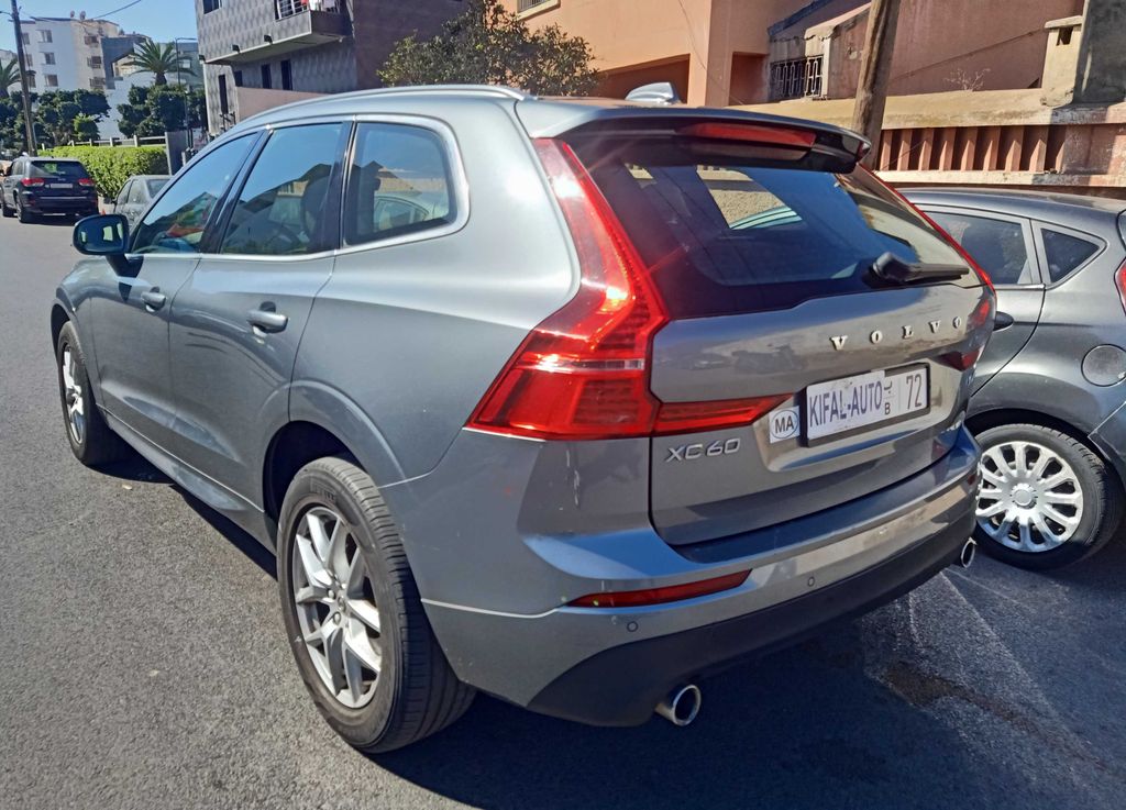 VOLVO XC60 2019