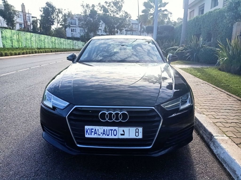 AUDI A4 2020