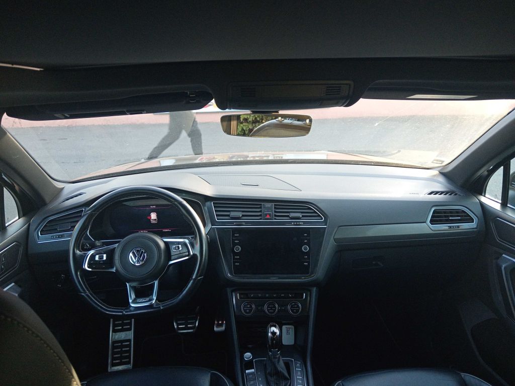 VOLKSWAGEN Tiguan 2018