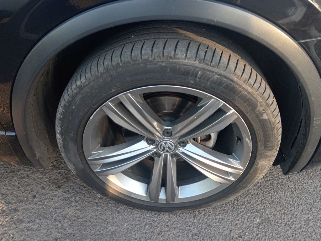 VOLKSWAGEN Tiguan 2018