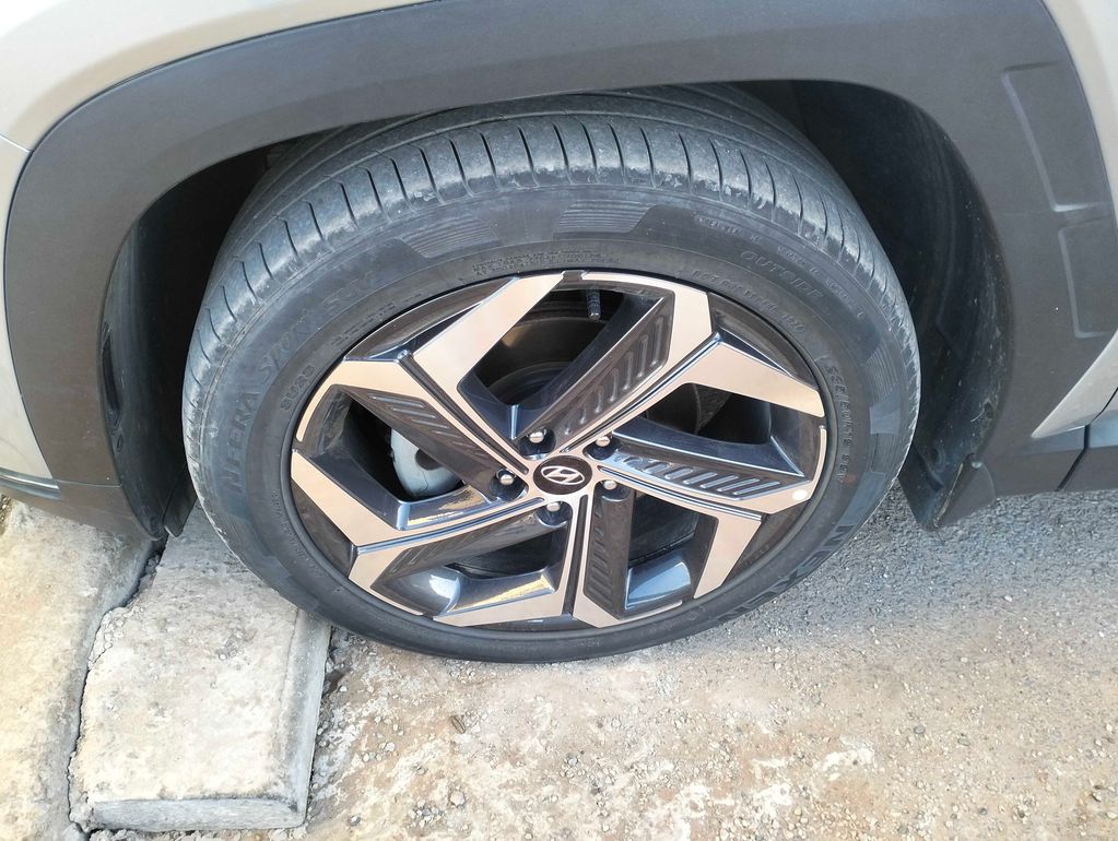 HYUNDAI Tucson 2023