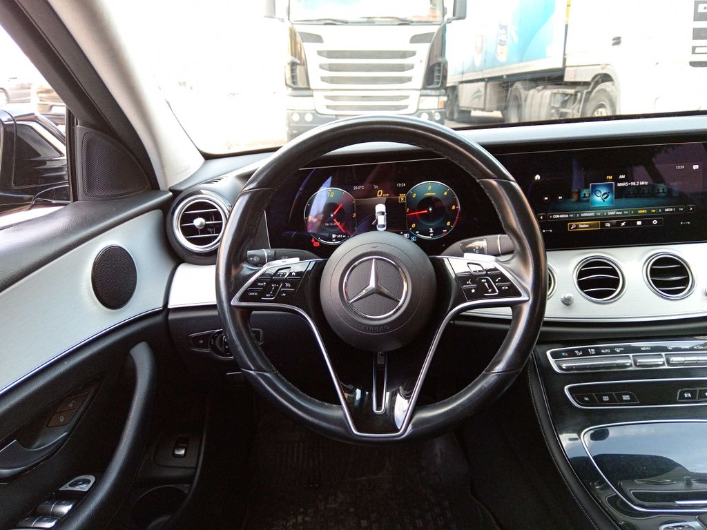 MERCEDES-BENZ Classe E 2023
